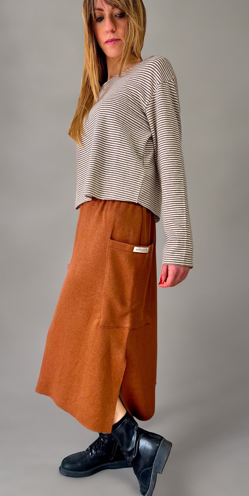 Gonna lunga con tascone in caldo cotone