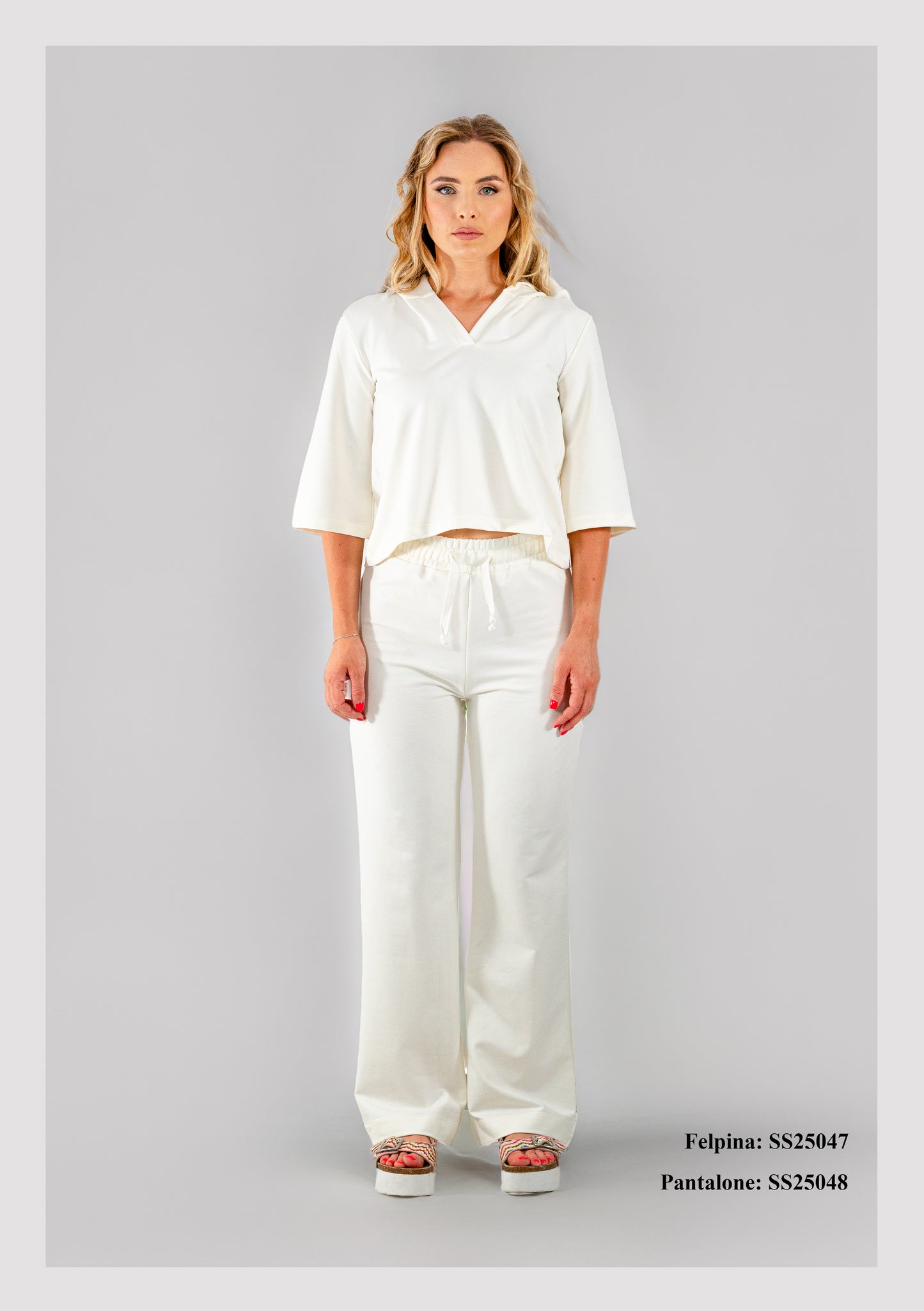 Pantalone in felpa con coulisse gamba dritta